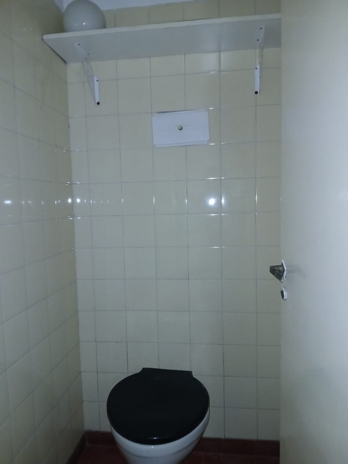 48 E/ 11 Y 12 - ALQUILAMOS OFICINA - 1 ER PISO - TRIBUNALES