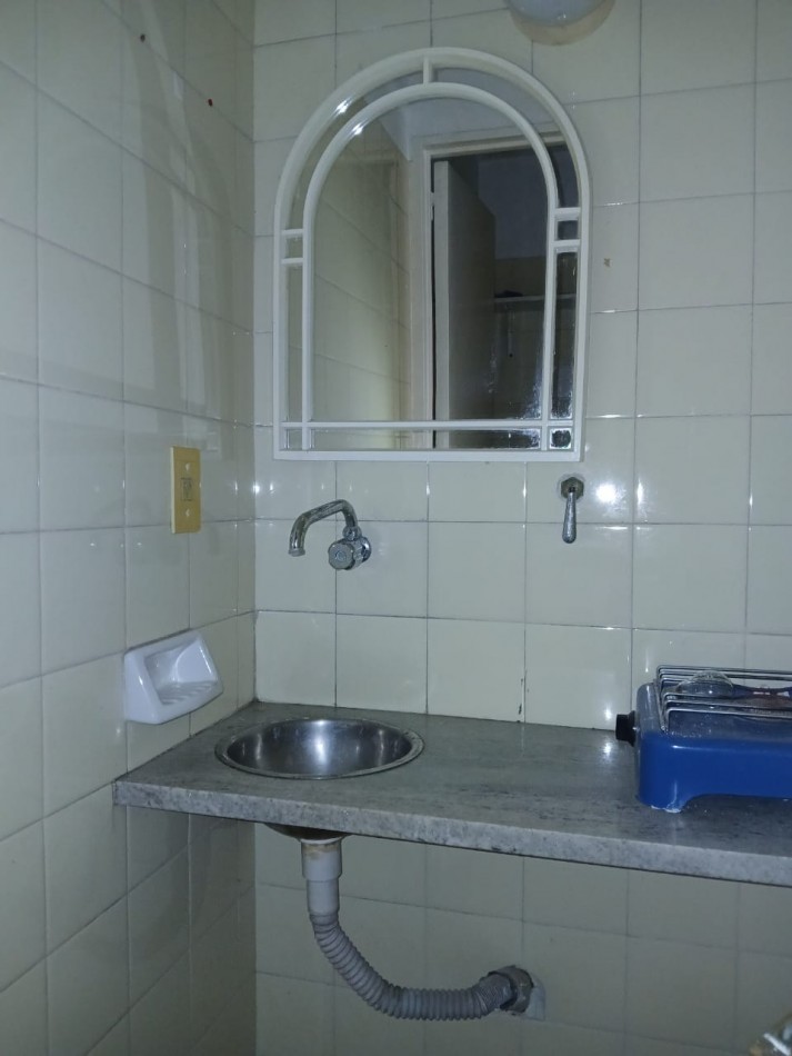 48 E/ 11 Y 12 - ALQUILAMOS OFICINA - 1 ER PISO - TRIBUNALES