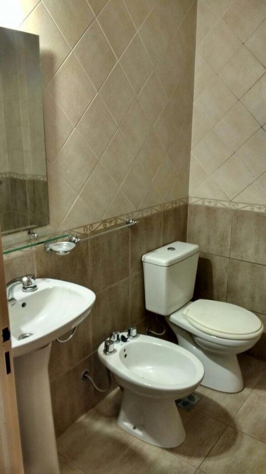 58 E/ 20 Y 21 -  VENTA DEPTO PLANTA BAJA - 1 DORM PATIO