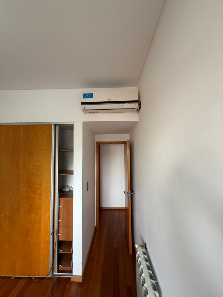 37 e/ 12 y 13 - depto 2 dorm con cochera descubierta- Barrio Norte