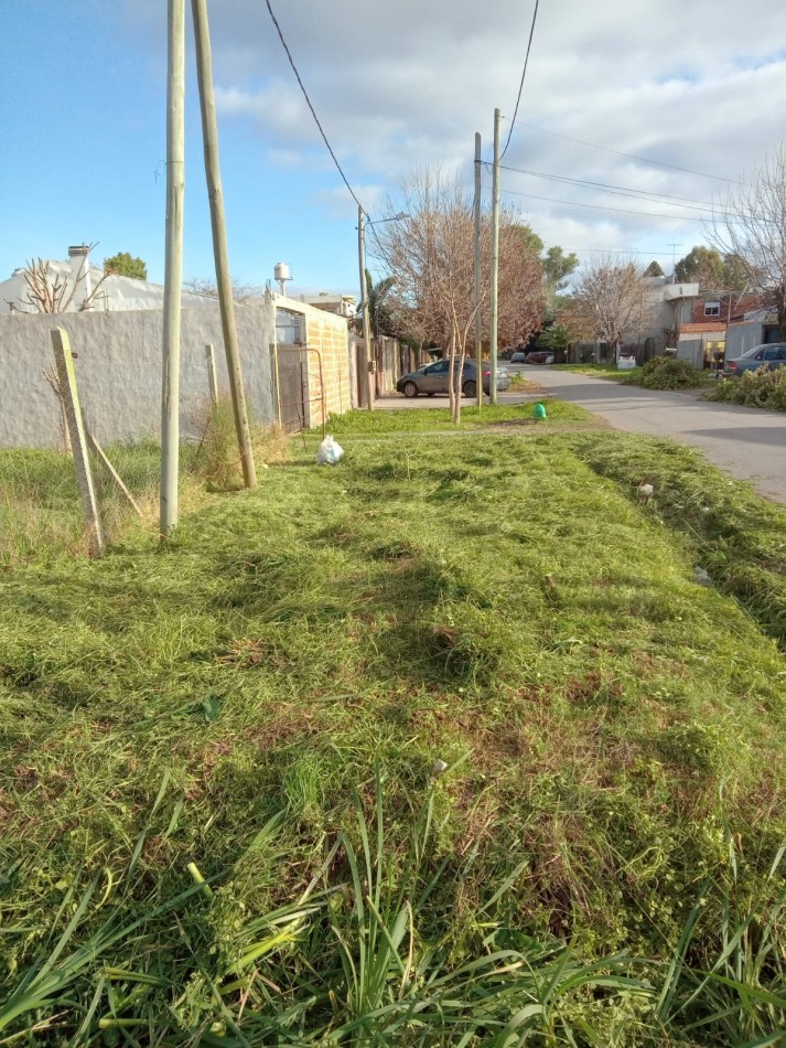 41 Y 157 - LOTE EN ESQUINA 10X 20 - ZONA EN CRECIMIENTO