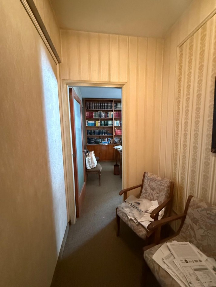 48 E/ 12 Y 13 - VENTA OFICINA - ZONA TRIBUNALES 