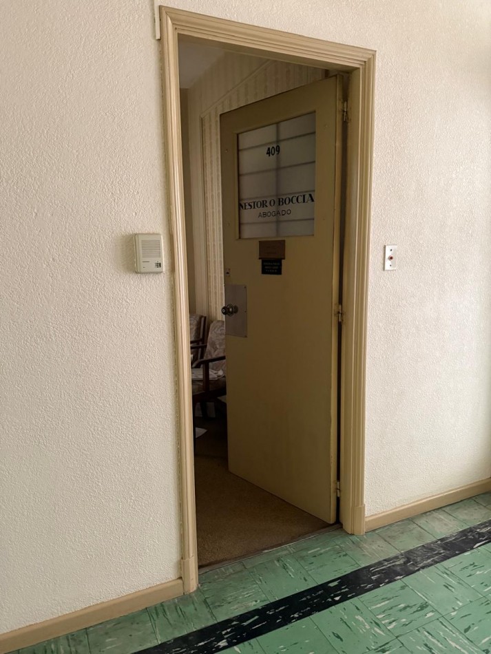 48 E/ 12 Y 13 - VENTA OFICINA - ZONA TRIBUNALES 