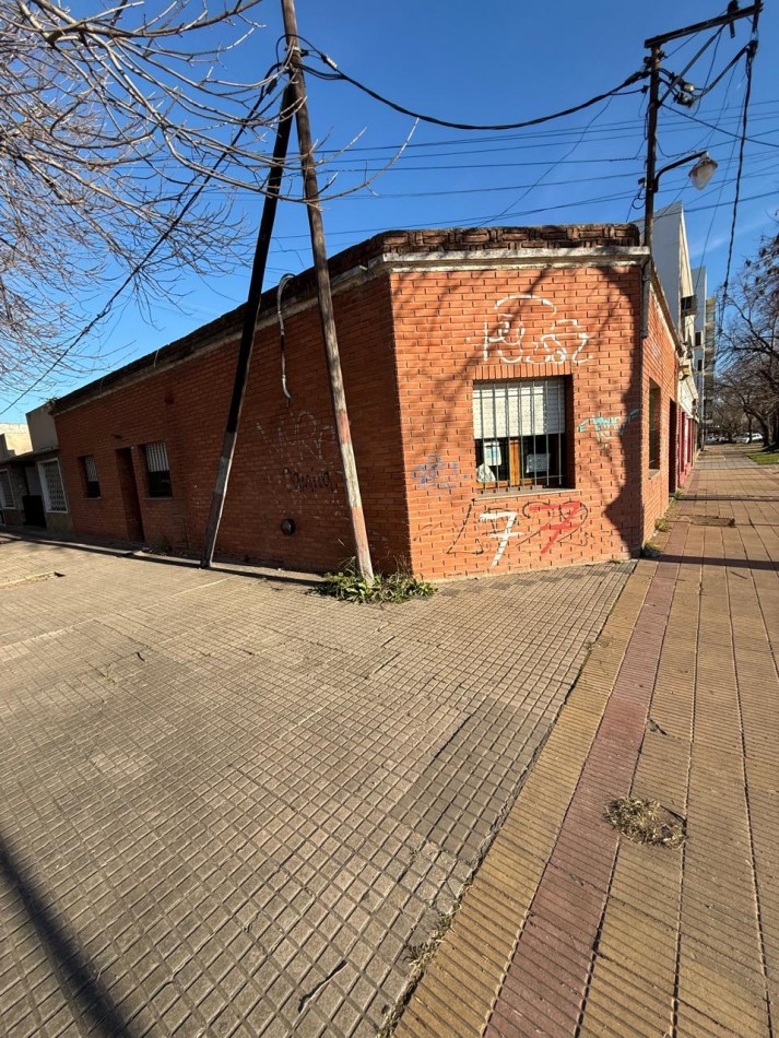15 ESQ 32 - CASA EN PH SOBRE ESQUINA - LA PLATA
