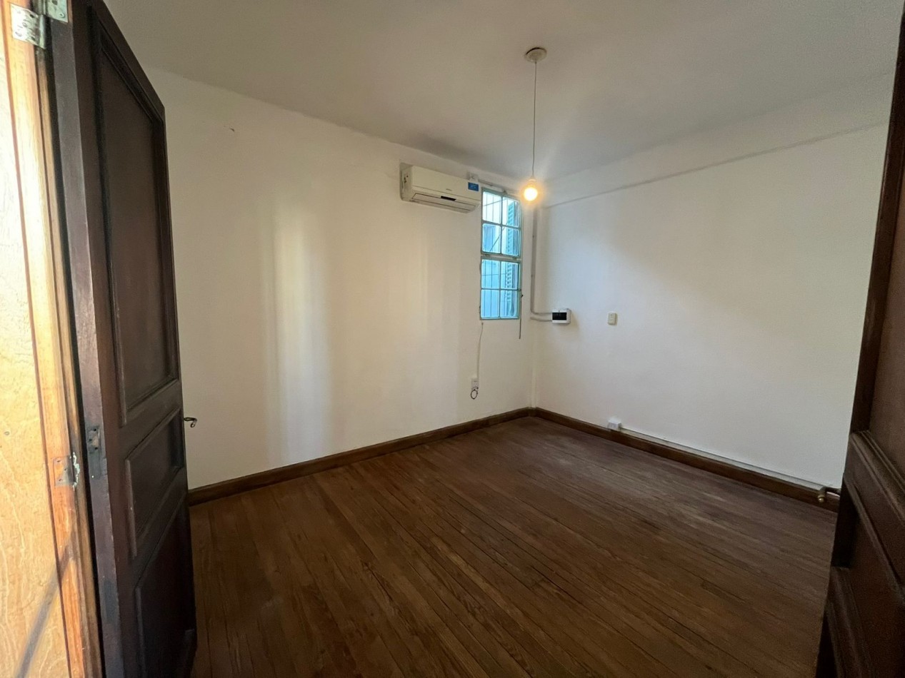 48 Esq. 9 - 1 Dorm y living comedor- La Plata Centro