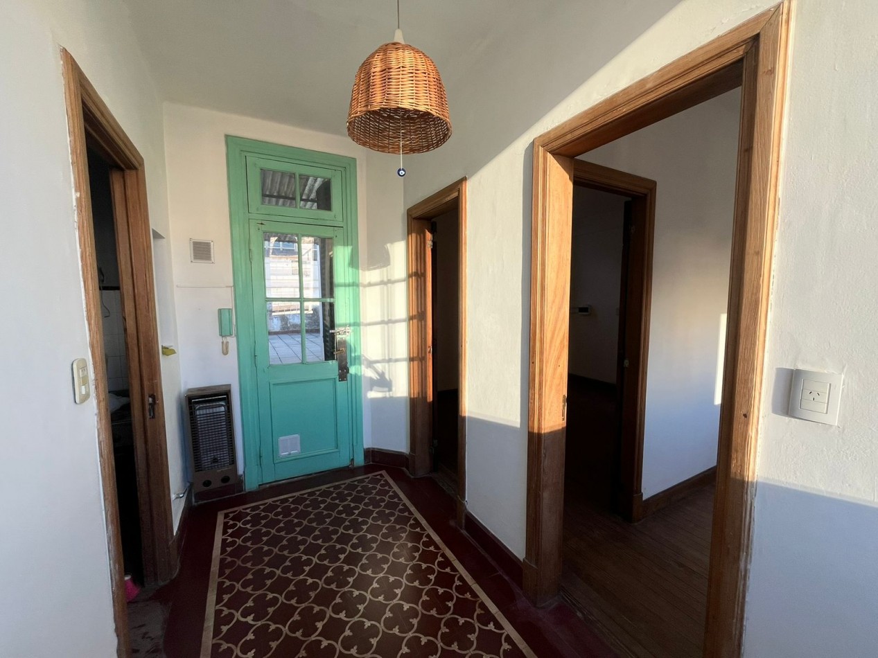 48 Esq. 9 - 1 Dorm y living comedor- La Plata Centro