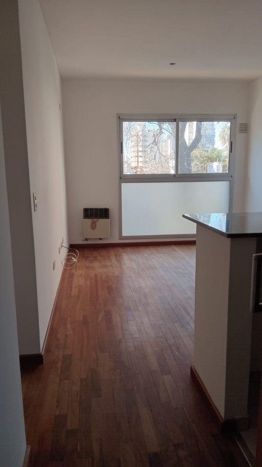 46 E/ 15 Y 16 - ALQUILER 1 DORM -  MODERNO