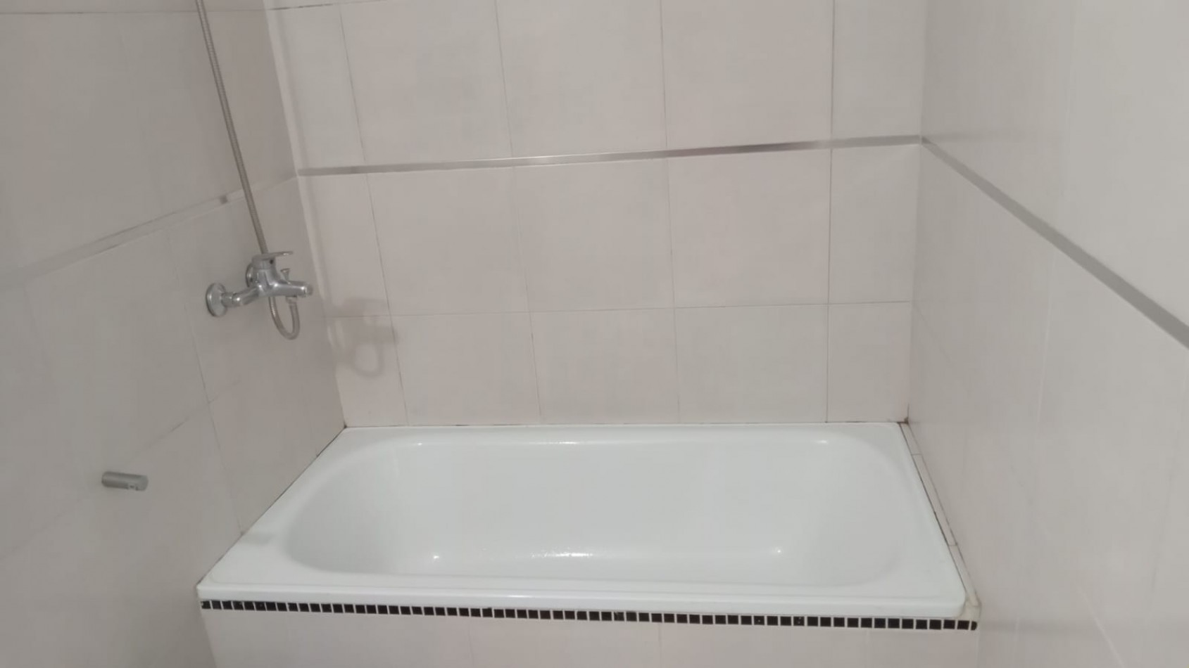 46 E/ 15 Y 16 - ALQUILER 1 DORM -  MODERNO