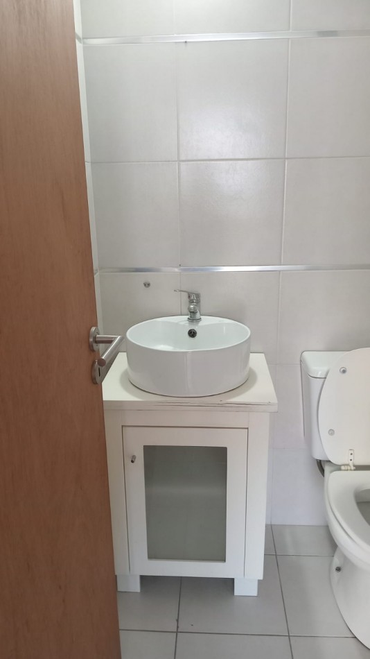 46 E/ 15 Y 16 - ALQUILER 1 DORM -  MODERNO