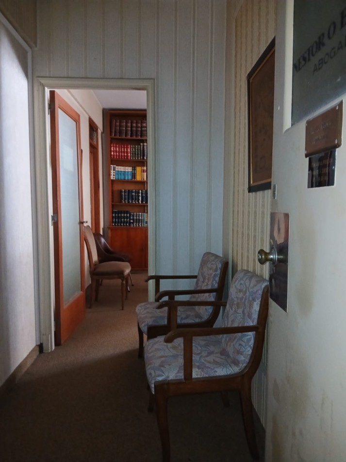 48 E/ 12 Y 13 - VENTA OFICINA - ZONA TRIBUNALES 