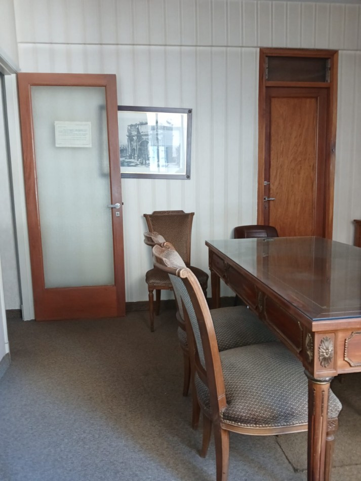 48 E/ 12 Y 13 - VENTA OFICINA - ZONA TRIBUNALES 