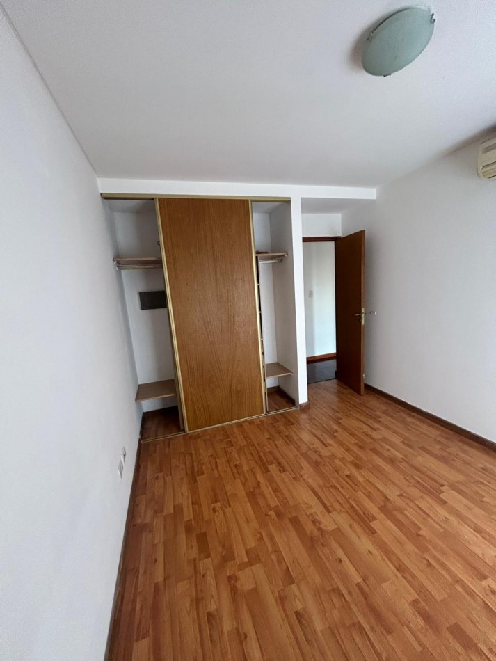 DEPARTAMENTO DE 2 DORMITORIOS EN ALQUILER - 59 Y 11