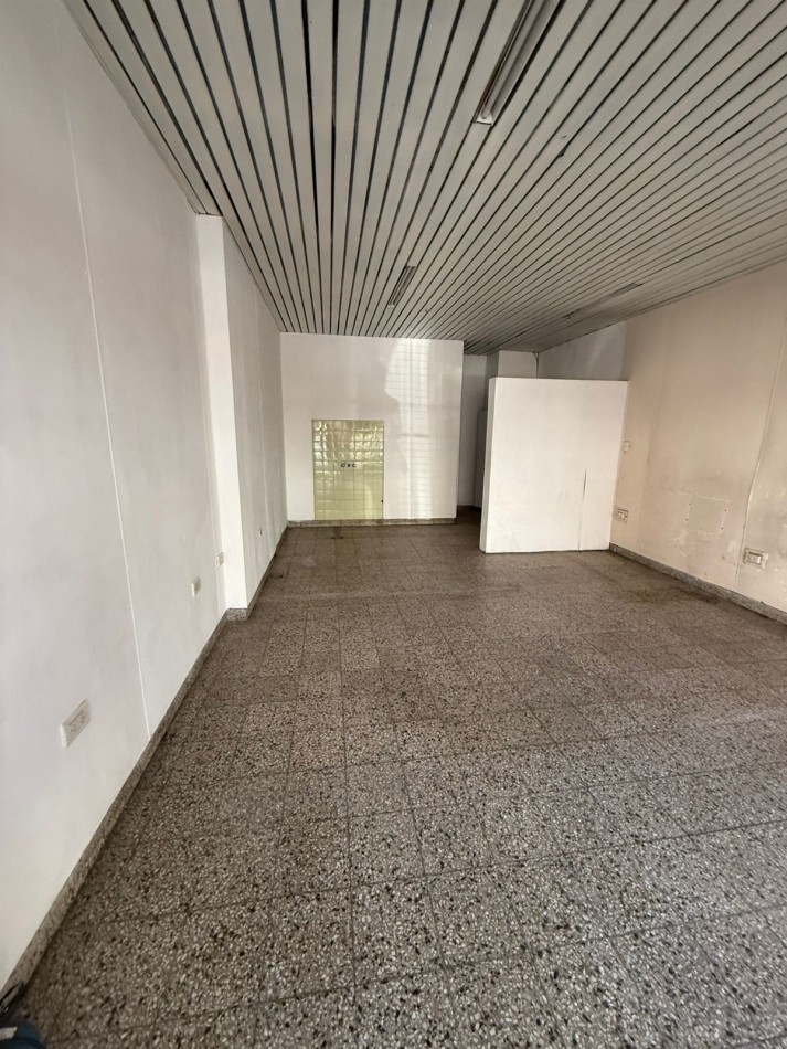 43 E/ 9 Y DIAGONAL 77