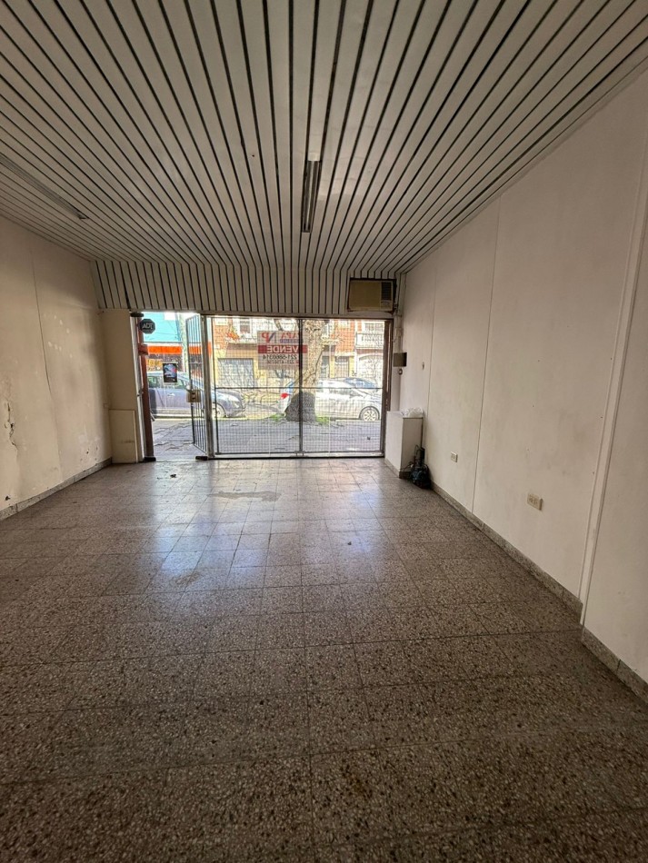 43 E/ 9 Y DIAGONAL 77