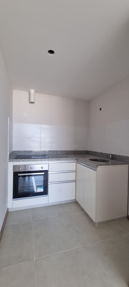 58 E/ 2 Y 3- VENTA DEPARTAMENTOS A ESTRENAR - DE CATEGORIA 