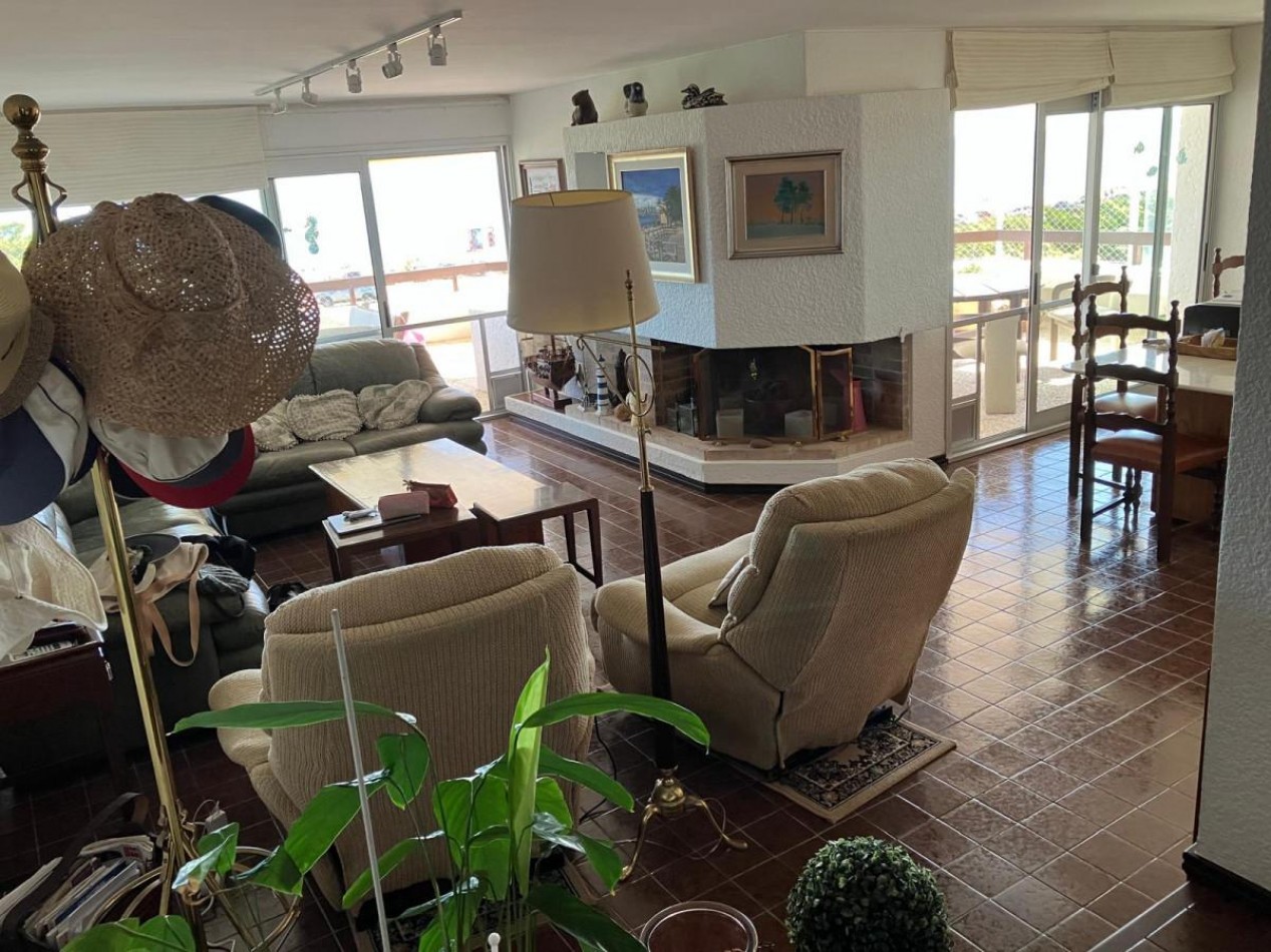 VENTA DEPARTAMENTO -PLAYA MANSA - PUNTA DEL ESTE