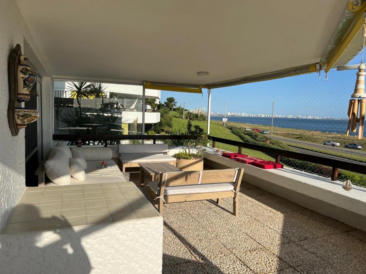 VENTA DEPARTAMENTO -PLAYA MANSA - PUNTA DEL ESTE