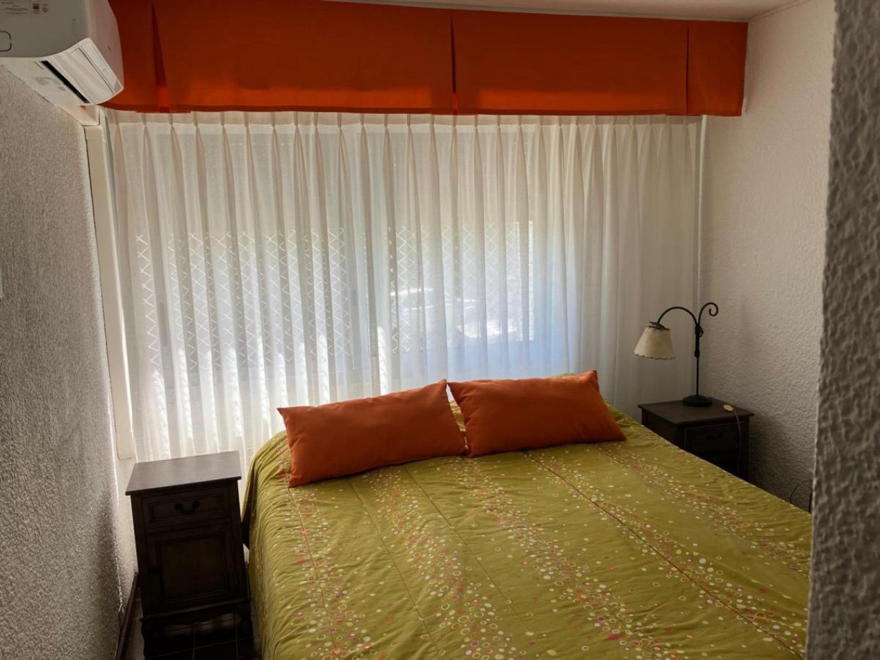 VENTA DEPARTAMENTO -PLAYA MANSA - PUNTA DEL ESTE