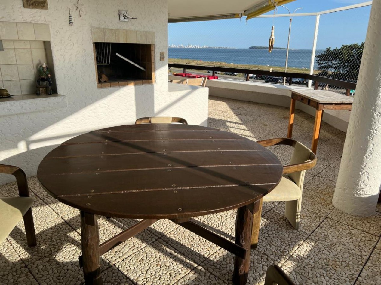 VENTA DEPARTAMENTO -PLAYA MANSA - PUNTA DEL ESTE