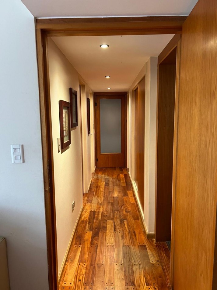 48 E/ 13 Y 14 -  DEPARTAMENTO - OFICINA CON COCHERA EN FRENTE A TRIBUNALES