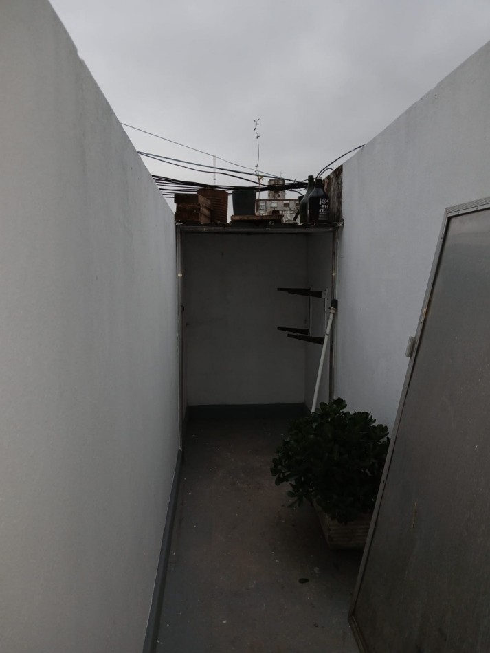 8 e/ 57 y 58 -1 dorm - 6 to piso - muy luminoso