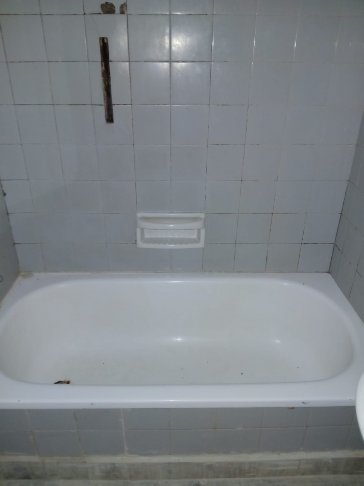 8 e/ 57 y 58 -1 dorm - 6 to piso - muy luminoso