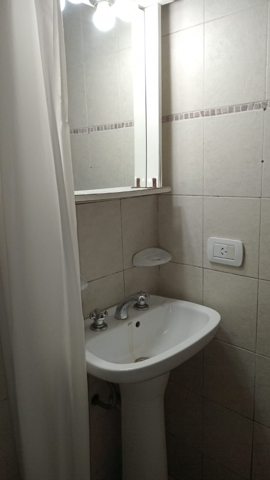 1 e/ 67 y 68 - 1 dorm con patio - zonz Hospital San Martin