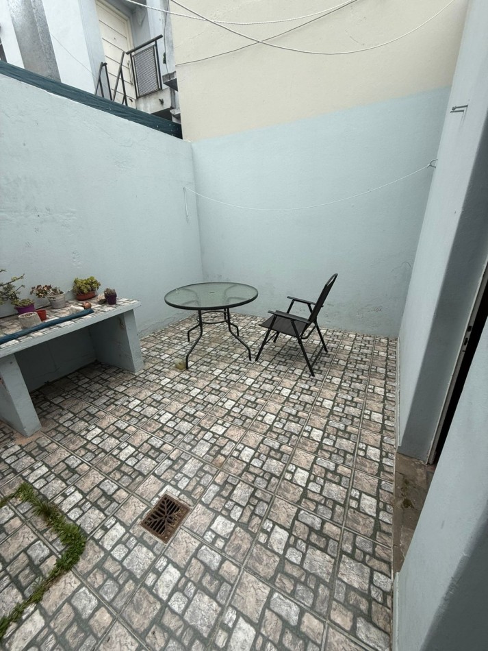 35 e/118 y diagonal 74 - casa 3 dorm patio - garage