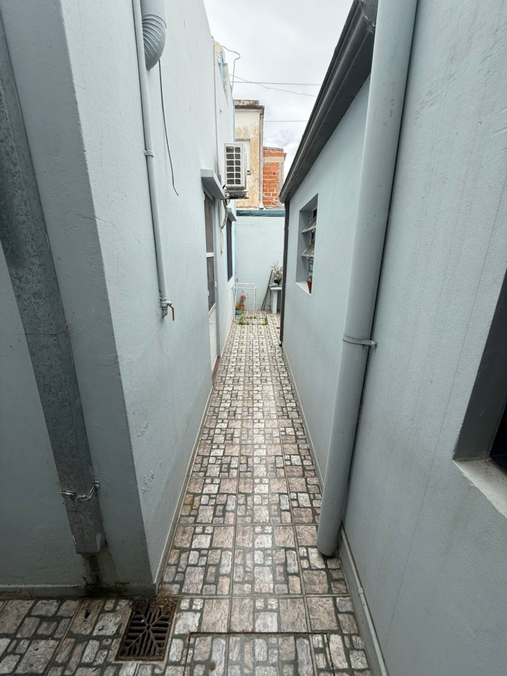 35 e/118 y diagonal 74 - casa 3 dorm patio - garage
