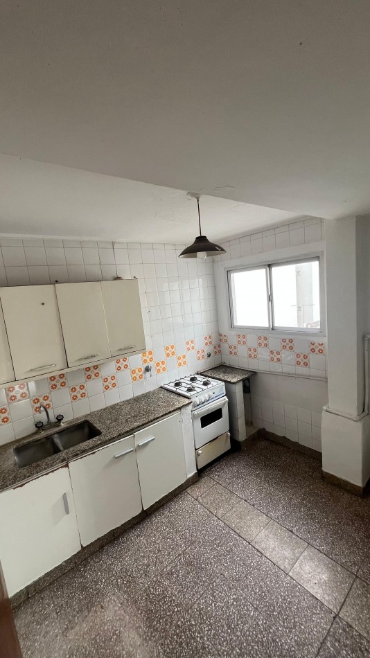 58 E/ 17 Y 18 - DOS DORMITORIOS - BALCON - LA PLATA