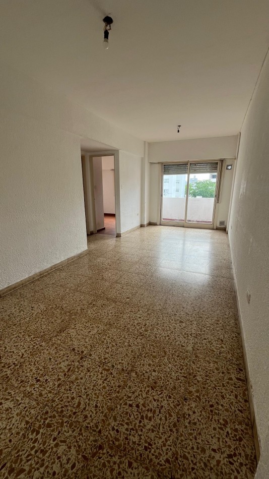 58 E/ 17 Y 18 - DOS DORMITORIOS - BALCON - LA PLATA