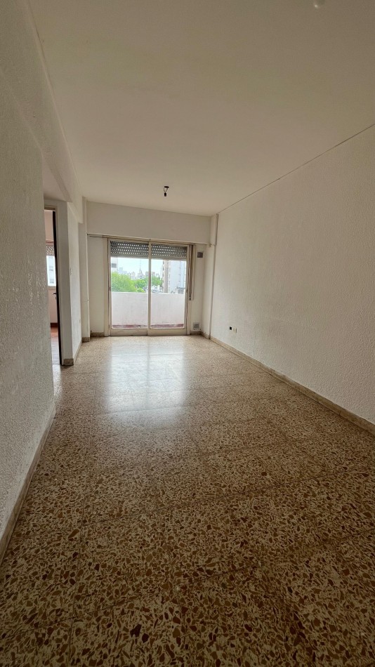 58 E/ 17 Y 18 - DOS DORMITORIOS - BALCON - LA PLATA