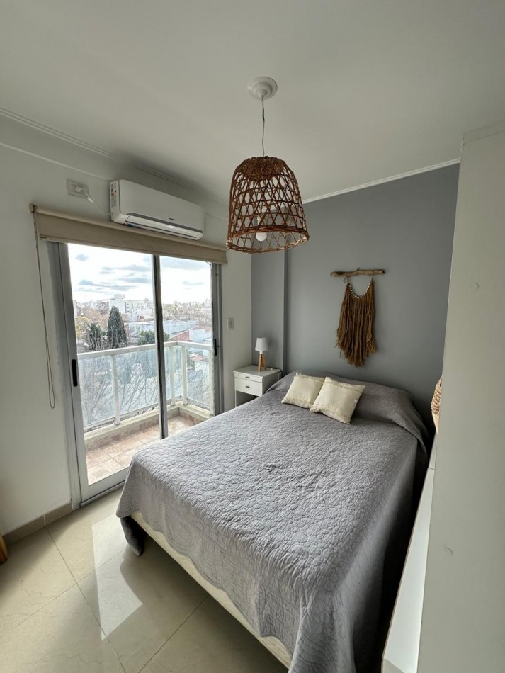 37 e/ 12 y 13 - monoambiente amueblado - con cochera - LA PLATA