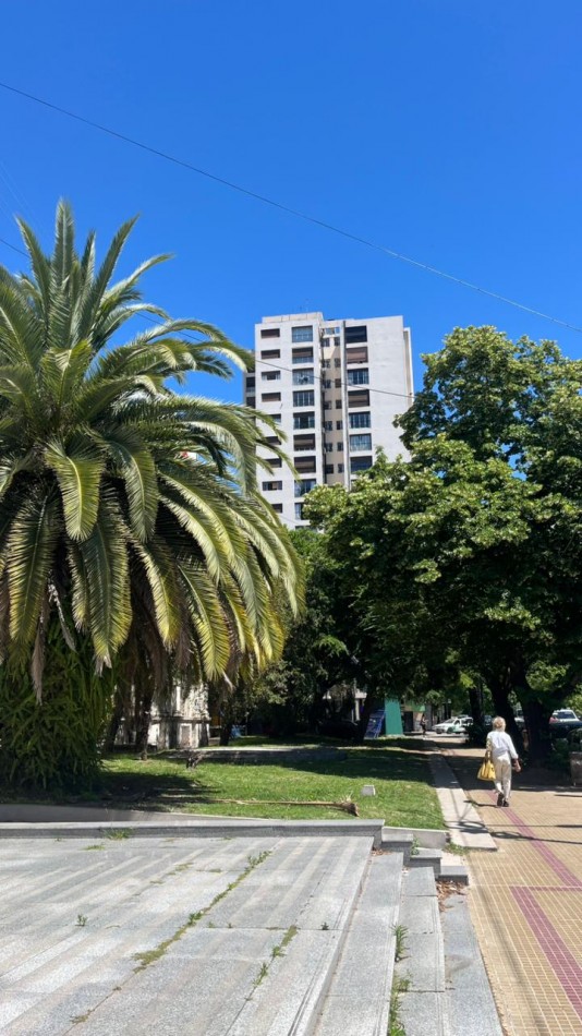 AV 51 ESQ 2 - MONOMABIENTE DIVISIBLE - MUY LUMINOSO