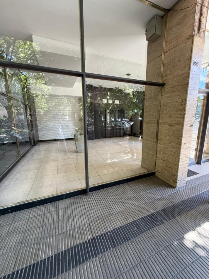 AV 51 ESQ 2 - MONOMABIENTE DIVISIBLE - MUY LUMINOSO