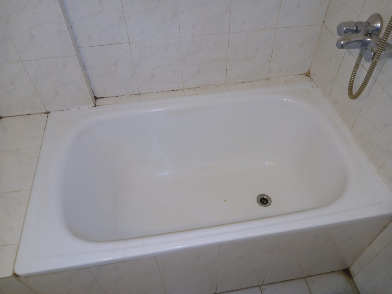 5 E/ 44 y 45 - EXCELENTE MONOAMBIENTE  EN ALQUILER -  ZONA INMEJORABLE 