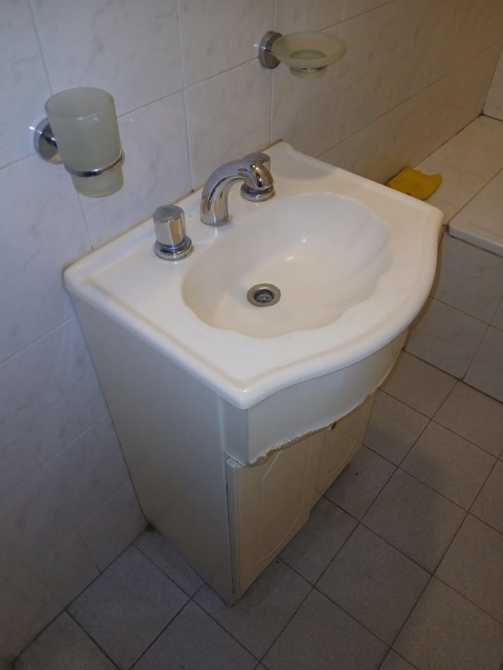 5 E/ 44 y 45 - EXCELENTE MONOAMBIENTE  EN ALQUILER -  ZONA INMEJORABLE 