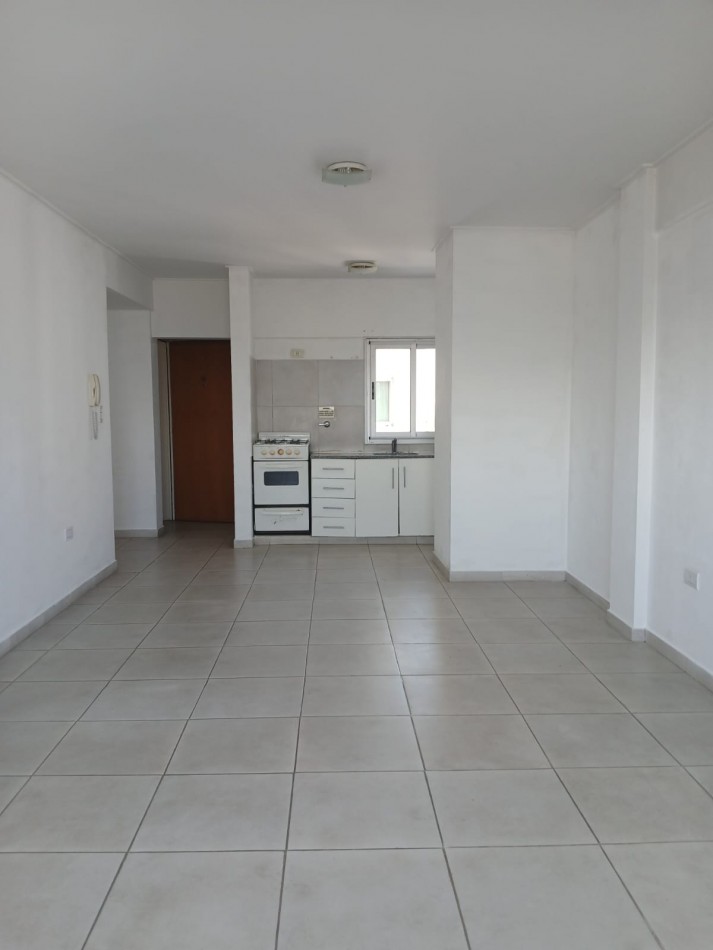 2 ESQ 45  - EXCELENTE MONOAMBIENTE EN ALQUILER 