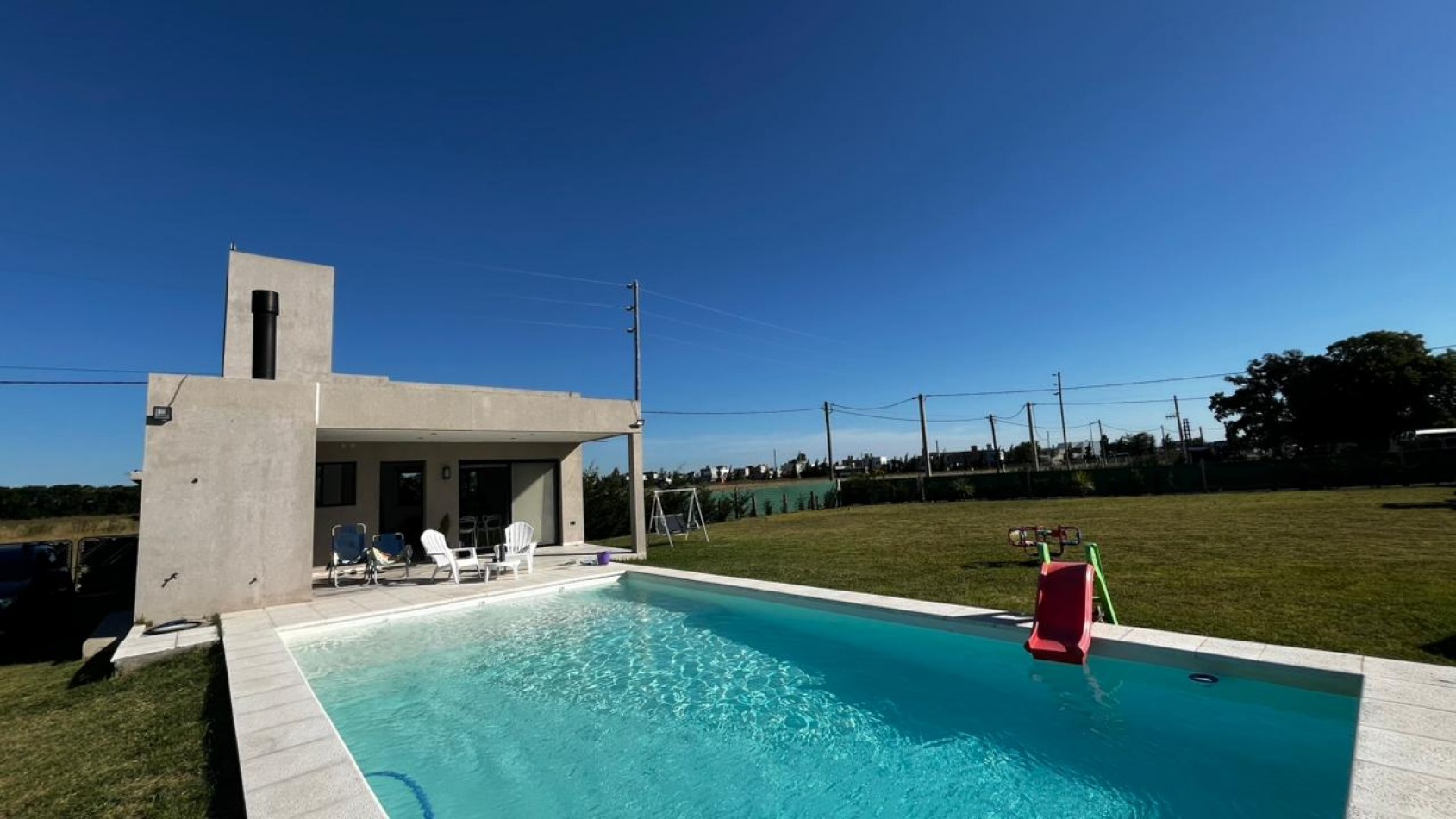 VENTA CASA QUINTA - BARRIO CERRADO LA HERMOSURA - RUTA 11 Y 645 - 