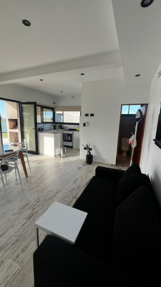 VENTA CASA QUINTA - BARRIO CERRADO LA HERMOSURA - RUTA 11 Y 645 - 