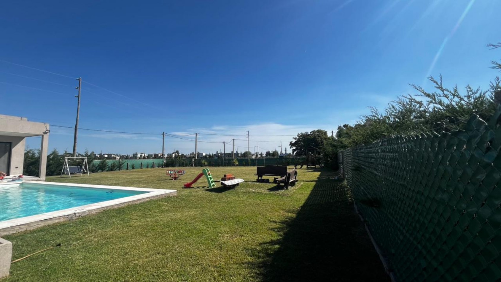 VENTA CASA QUINTA - BARRIO CERRADO LA HERMOSURA - RUTA 11 Y 645 - 