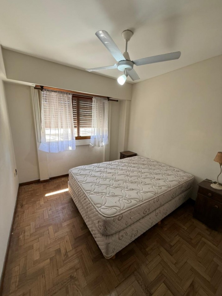 12 E/ 47 Y 48  - DEPARTAMENTO EN VENTA 1 DORM - MUY AMPLIO Y LUMINOSO