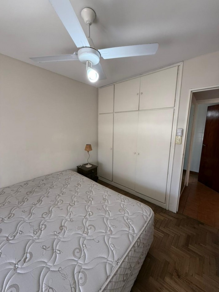 12 E/ 47 Y 48  - DEPARTAMENTO EN VENTA 1 DORM - MUY AMPLIO Y LUMINOSO