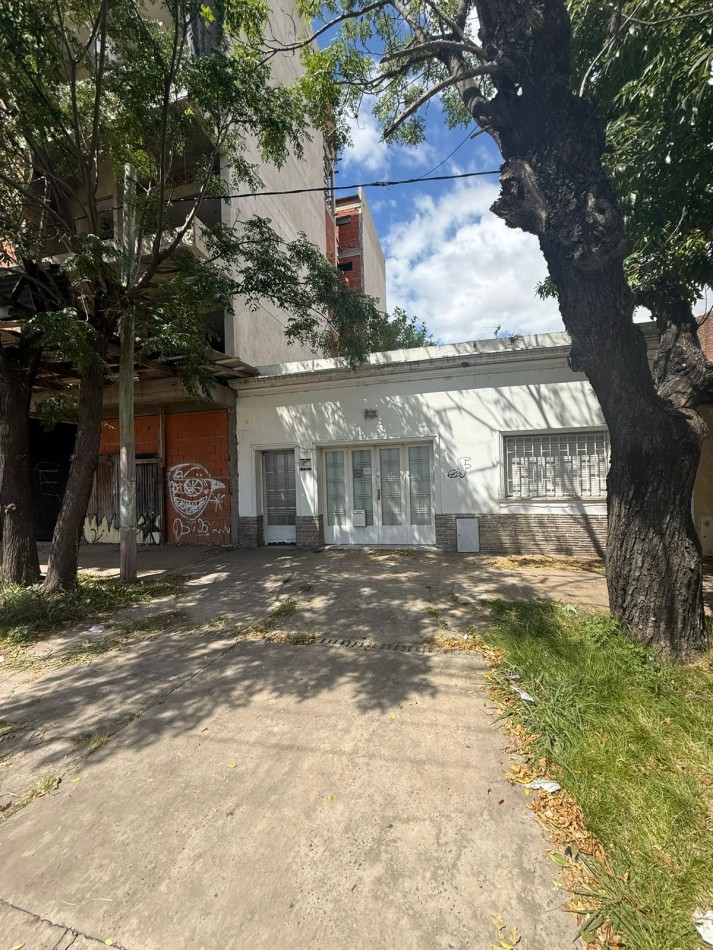 AV 32 CASI ESQ 14- LOTE 8.50 X 38 - IDEAL DESAROLLADOR