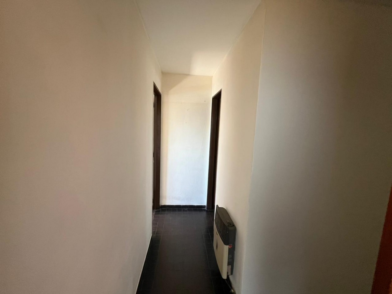 50 E/ 2 Y 3 - PISO 11 MUY LUMINOSO- ZONA CENTRO