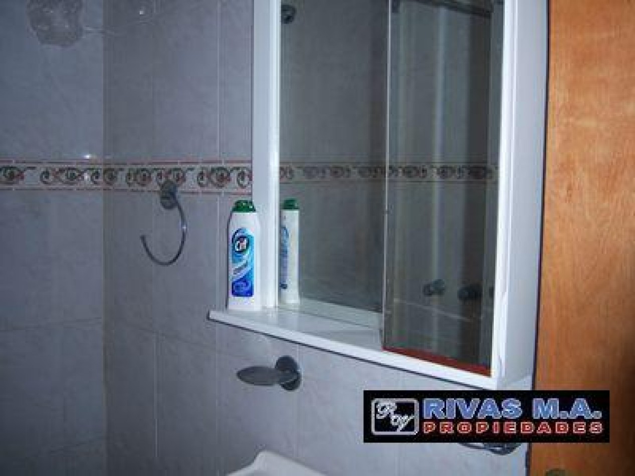 36/ 16 Y 17 - CASA EN ALQUILER DOS DORM ENTRADA DE AUTO