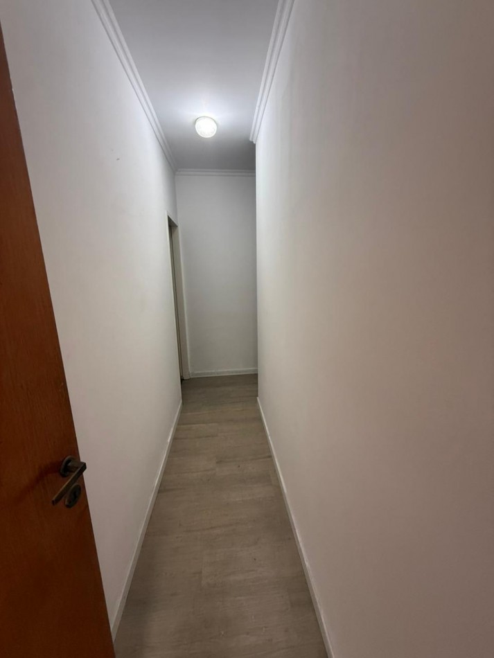 36/ 16 Y 17 - CASA EN ALQUILER DOS DORM ENTRADA DE AUTO