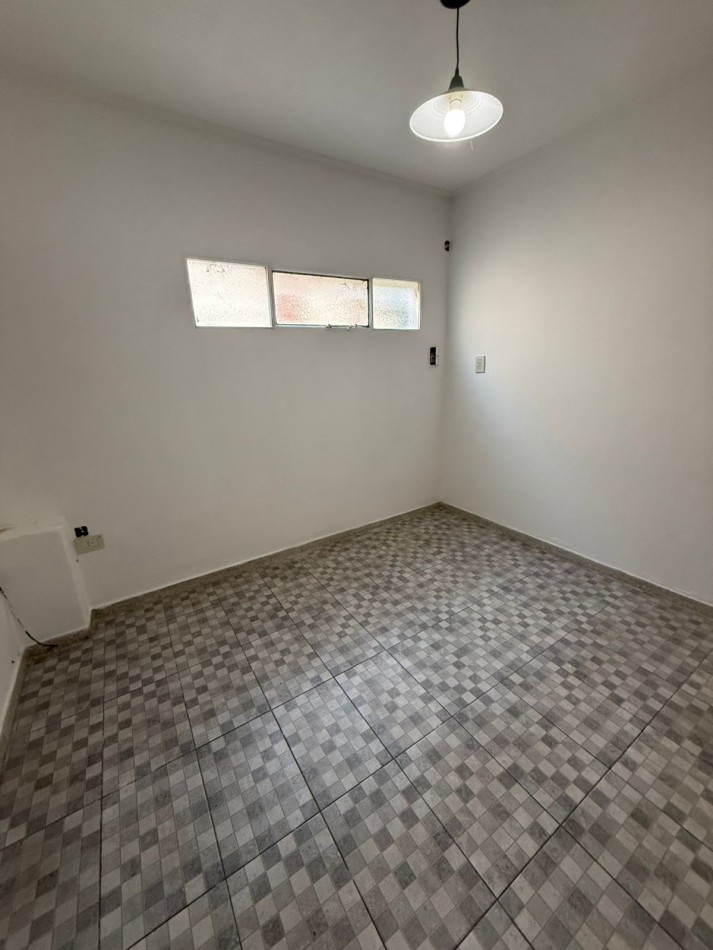 70 e/ 4 y 5 - ph dos dormitorios - sin expensas 