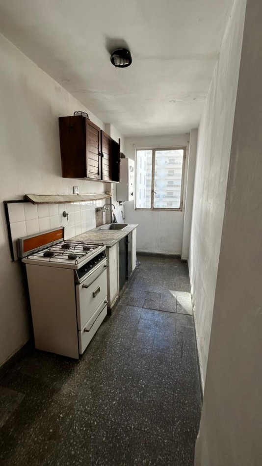 48 e/ 12 y 13 -  VENTA 1 DORM - C/FTE - ZONA TRIBUNALES