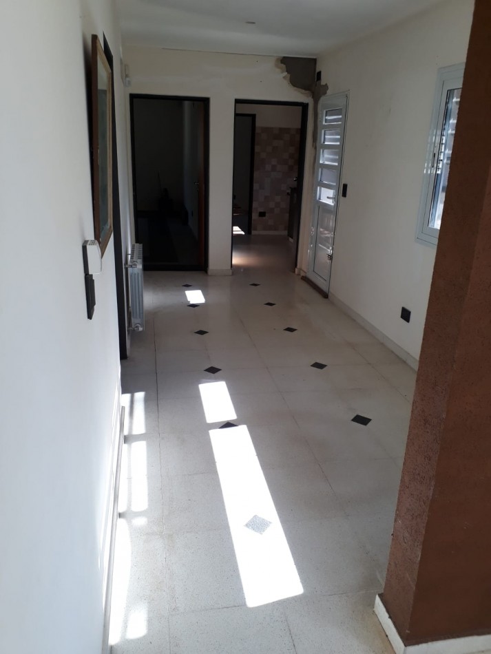 655 e/ 9 y 10 - parque sicardi - sobre esquina  1650 m2 - APTO BANCO